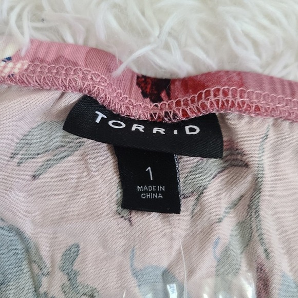 Torrid Floral Pink Challis Seamed Cami NWT Size 1X - Picture 5 of 10